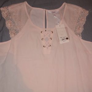 Brand new women’s pink top!